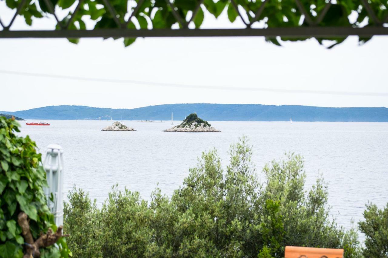 Vacation Home Mirjana Seget Vranjica Exterior foto