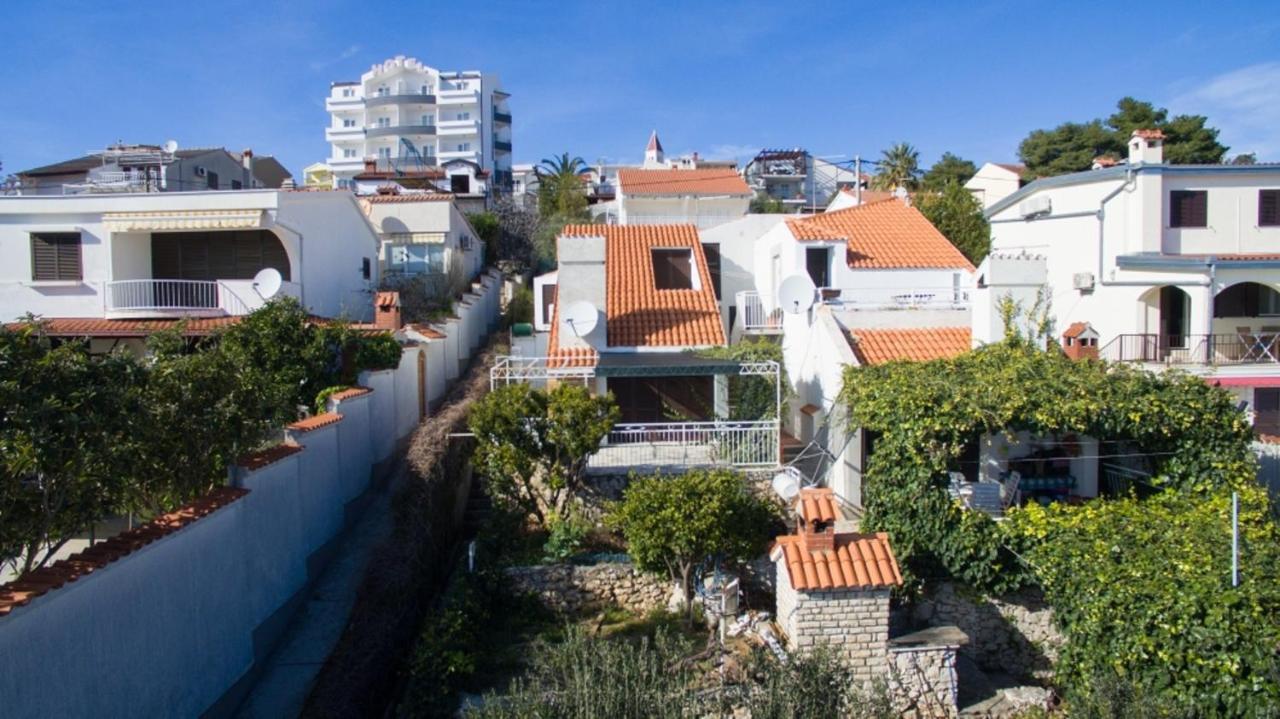 Vacation Home Mirjana Seget Vranjica Exterior foto